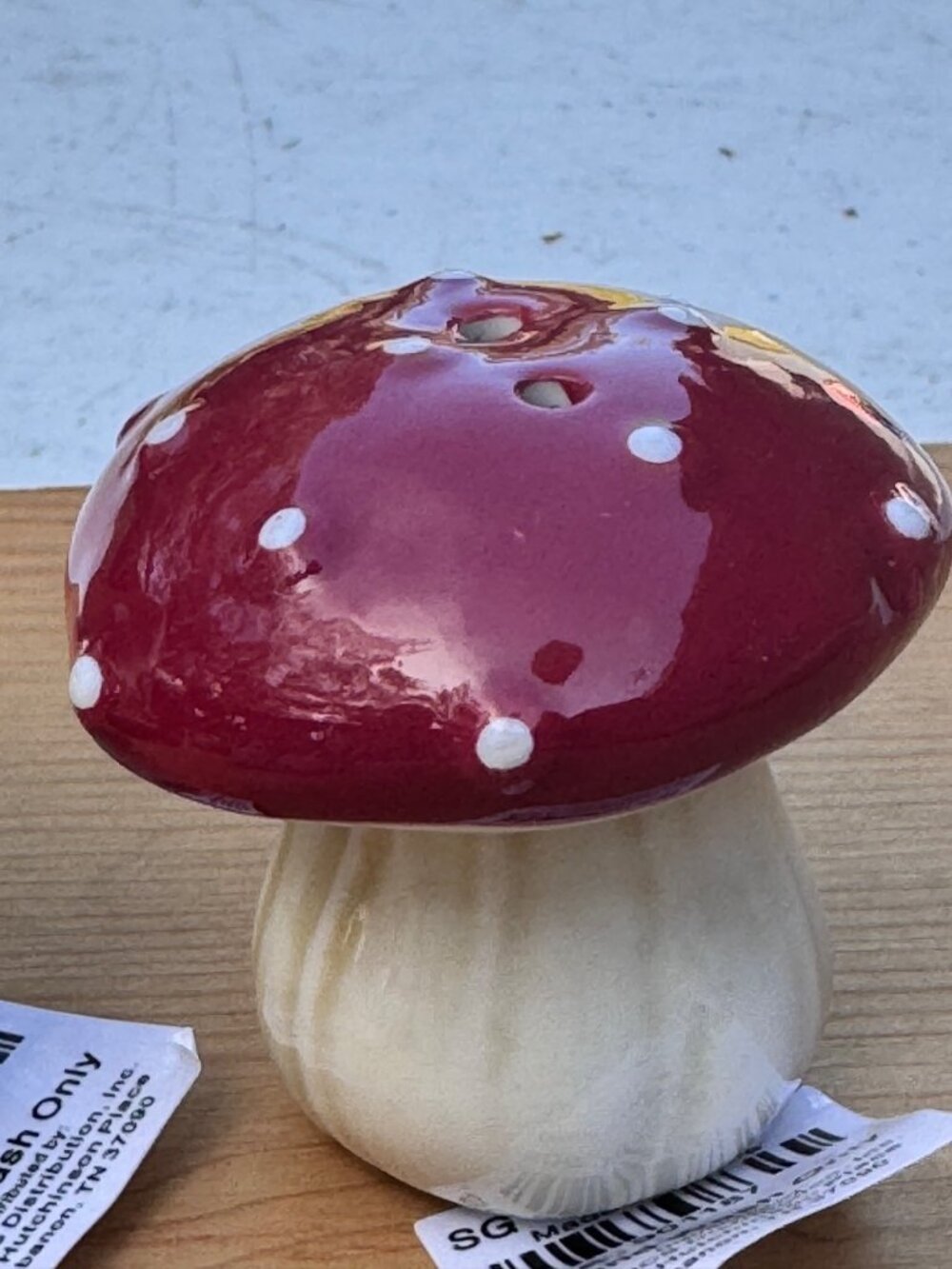 Cracker Barrel Mini Mushroom Salt Pepper Shakers Red Brown Ceramic Woodland - Picture 7 of 8